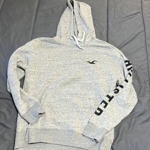 Men’s light grey Hollister hoodie sweatshirt. Size large.